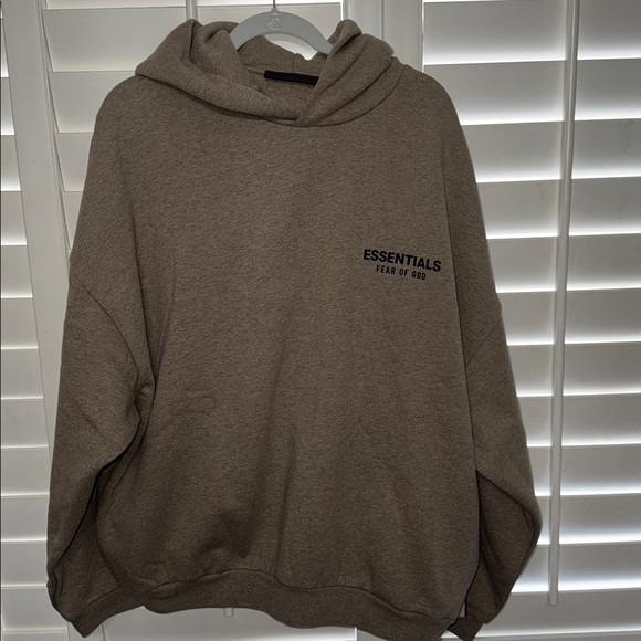 Essentials FEAR OF GOD ✨ Gray Hoodie NWT ⚡️Free Shipping! - Picture 2 of 5